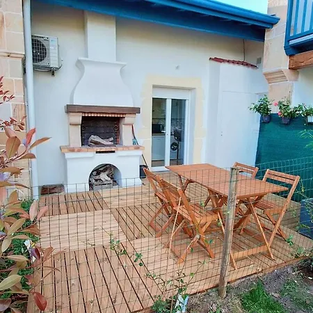 10pers Piscine Terrasse Barbecue Parking Arbonne